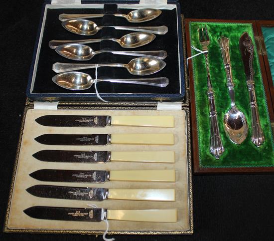 Silver-mounted butter knife, jam spoon & pickle fork set, 6 plated grapefruit spoons & 6 bone-handled butter knives (all cased)